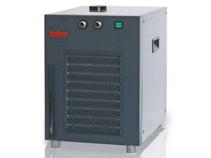 Luftwärmeübertragung: Kompakter Laborkühler von Huber