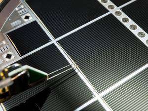 Effizienzrekord: Solarzelle mit überdurchschnittlichem Wirkungsgrad