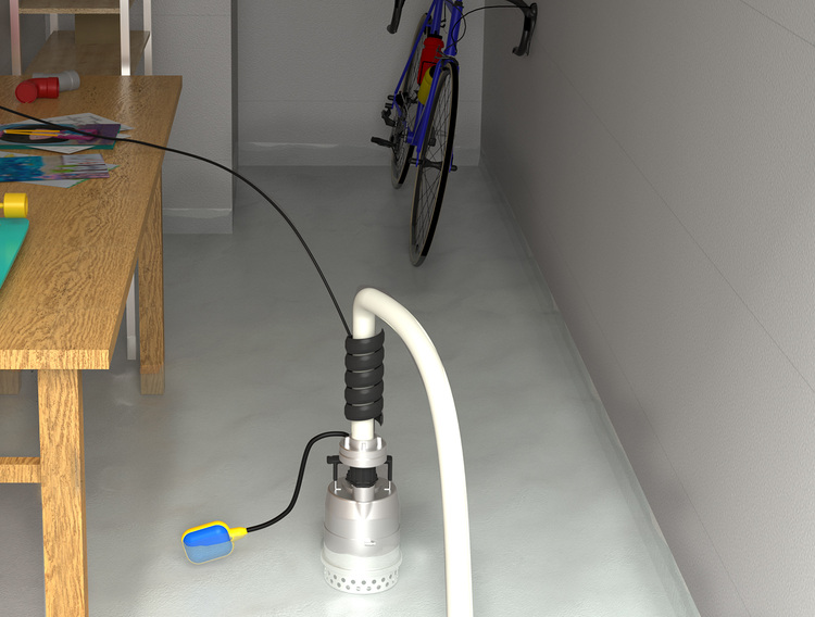 Alt-Text: „Unterwasserpumpe im Einsatz zur effektiven Wasserbeseitigung in einem überfluteten Keller, ideal für SHK-Betriebe und Facility Manager zur Schadensbegrenzung und Energieeffizienzsteigerung.“.