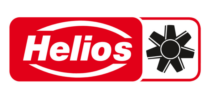 „Helios-Logo in Rot und Weiß mit stilisiertem schwarzen Sonnenstrahlen-Design, symbolisierend innovative Lösungen im Bereich Lüftungs- und Klimatechnik für die Gebäudetechnikbranche.