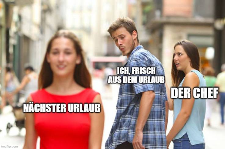 Gerne! Hier ein optimierter ALT-Text für das beschriebene Bild, angepasst an die Zielgruppe und das Themenspektrum von haustec.de: Optimierter ALT-Text: Humorvolles Stockfoto im Meme-Stil: Ein junger Fachplaner (mit dem Schild "Ich") schaut abgelenkt in Richtung "Nächster Urlaub", während neben ihm eine Person als "Der Chef" steht - sinnbildlich für den Spagat zwischen beruflicher Verantwortung in der Gebäudetechnik und privaten Interessen.
