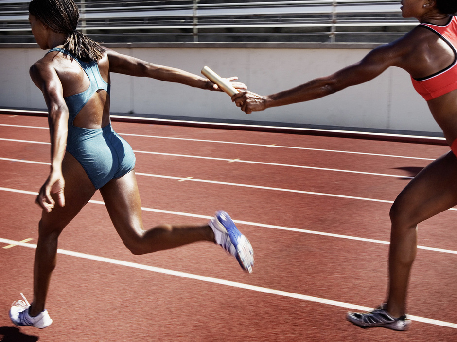 11 Fragen zur Betriebsübergabe: Nachfolge frühzeitig regeln 11 Fragen zur Betriebsübergabe: Nachfolge frühzeitig regeln