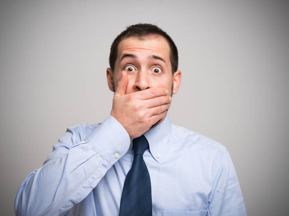 5 Dinge, über die ein Chef niemals mit den Mitarbeitern reden darf 5 Dinge, über die ein Chef niemals mit den Mitarbeitern reden darf