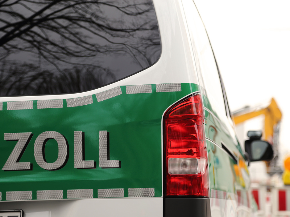 Schwarzarbeit: Großrazzia im Baugewerbe in Nordrhein-Westfalen Schwarzarbeit: Großrazzia im Baugewerbe in Nordrhein-Westfalen