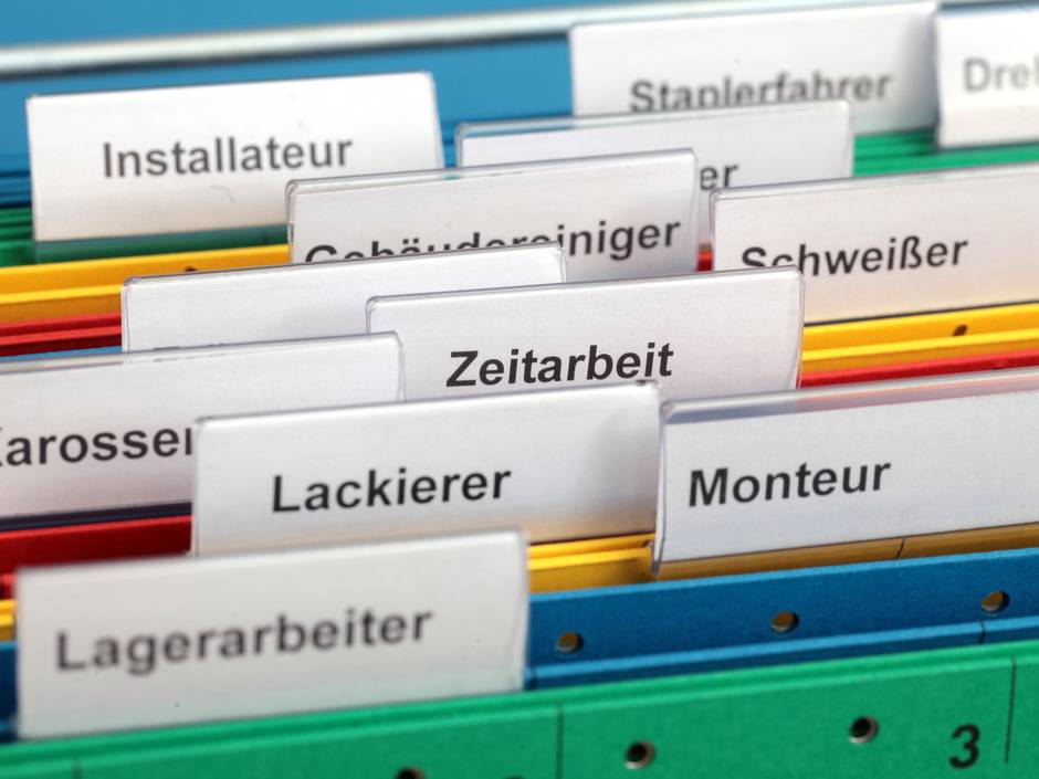 Neue Vorschriften zur Leiharbeit: Das hat sich 2017 geändert Neue Vorschriften zur Leiharbeit: Das hat sich 2017 geändert