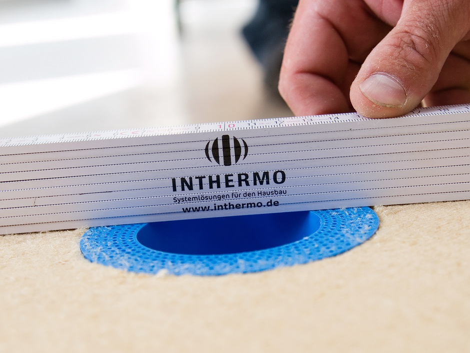 Spezialbauteile machen Holzfaser-WDVS zum Schwergewichteheber Spezialbauteile machen Holzfaser-WDVS zum Schwergewichteheber