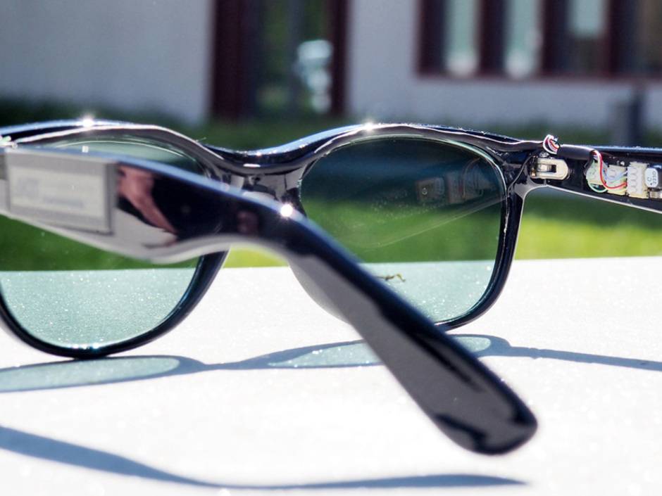 Solar-Sonnenbrille erzeugt Strom über die Gläser Solar-Sonnenbrille erzeugt Strom über die Gläser