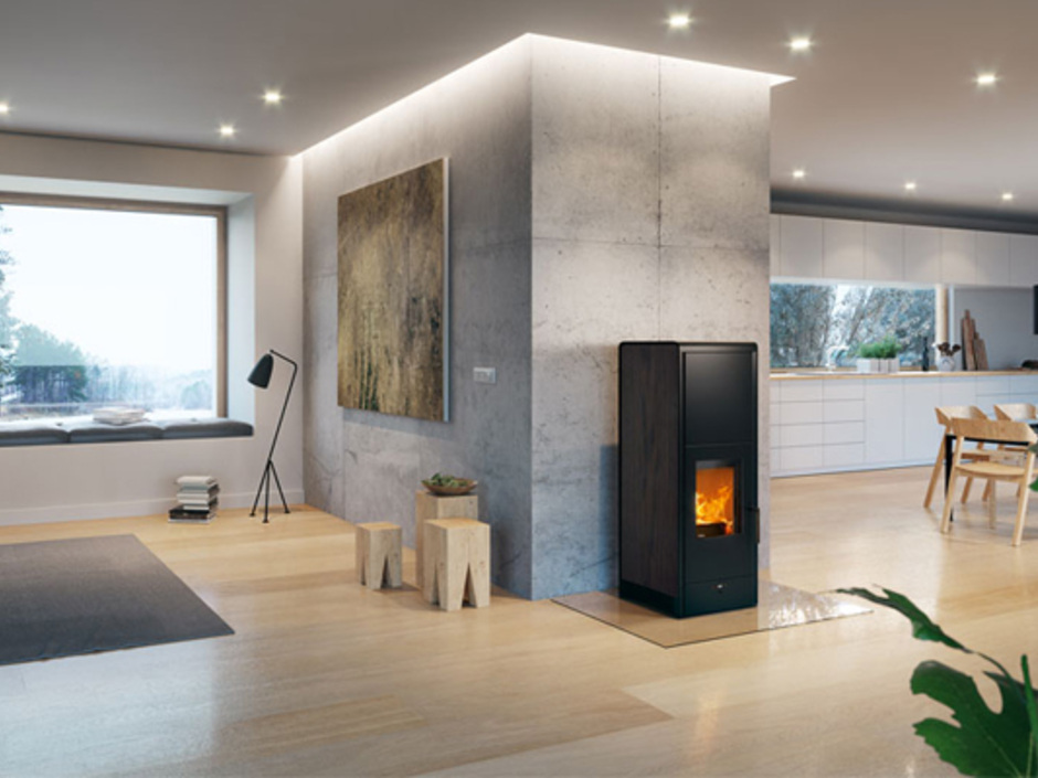 Kaminofen Rika Contina speichert Wärme bis zu 24 Stunden Kaminofen Rika Contina speichert Wärme bis zu 24 Stunden