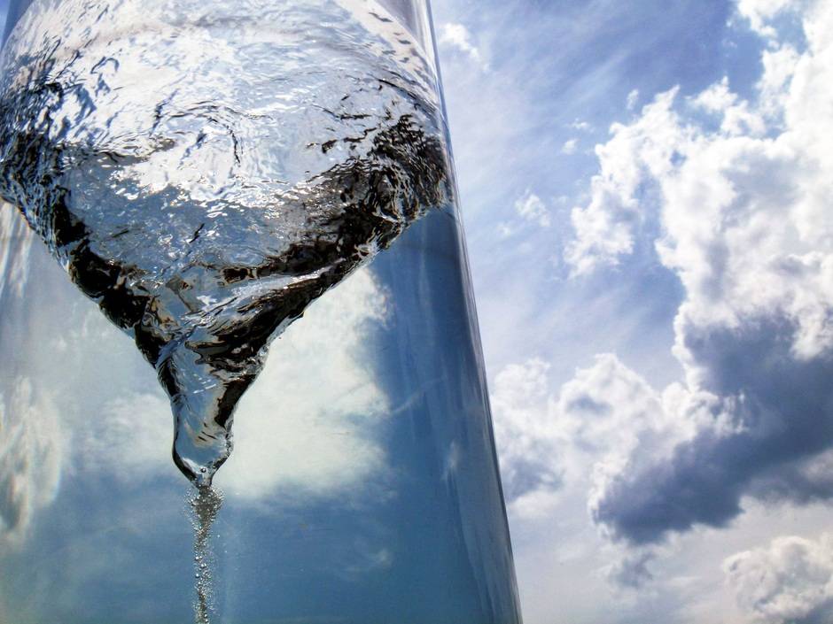 Wie funktioniert eigentlich eine Be- und Entlüftung von Abwasserleitungen? Wie funktioniert eigentlich eine Be- und Entlüftung von Abwasserleitungen?