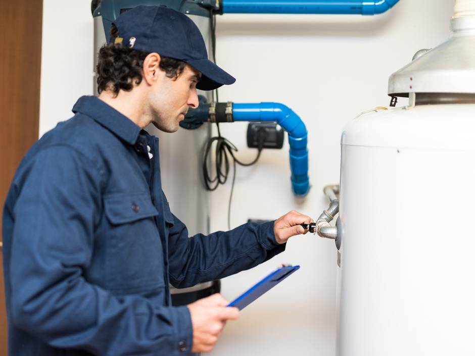 Umfrage: Soll die Meisterpflicht abgeschafft werden? Umfrage: Soll die Meisterpflicht abgeschafft werden?