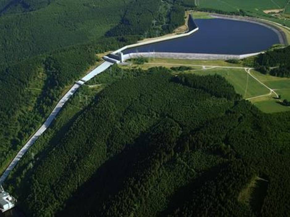 Wie Pumpspeicherkraftwerke im Flachland überschüssige Energie speichern