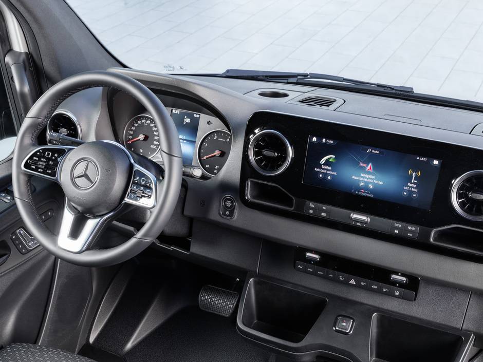 Mercedes-Benz stellt dritte Sprinter-Generation vor Mercedes-Benz stellt dritte Sprinter-Generation vor