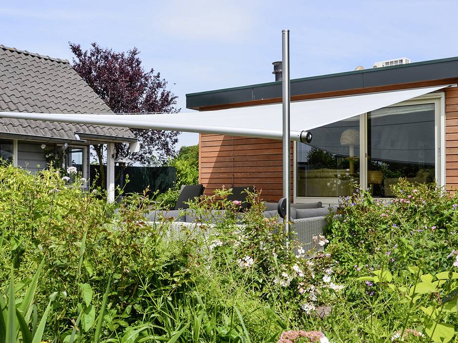 Shadeone: Rollbares Segel ersetzt Markise Shadeone: Rollbares Segel ersetzt Markise