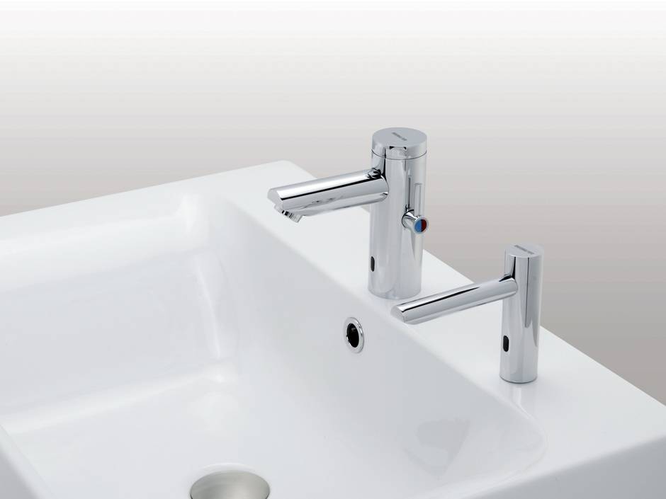 Benkiser: Armatur Metrix mit berührungslosem Seifenspender Benkiser: Armatur Metrix mit berührungslosem Seifenspender