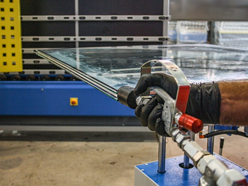 Tremco Illbruck: Hybrid-Dichtstoffs JS910 für Isoliergläser Tremco Illbruck: Hybrid-Dichtstoffs JS910 für Isoliergläser