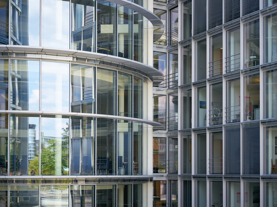 Wie viel Schutz bieten Fassadengläser vor UV-Licht? Wie viel Schutz bieten Fassadengläser vor UV-Licht?