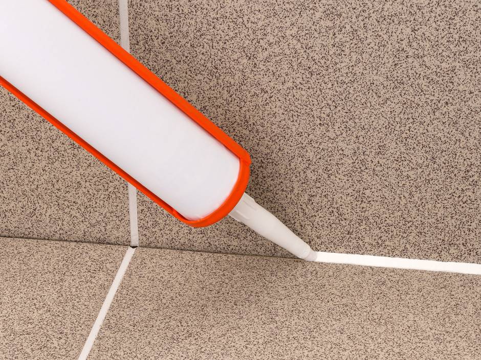 5 Fehler beim Verfugen mit Silikon 5 Fehler beim Verfugen mit Silikon