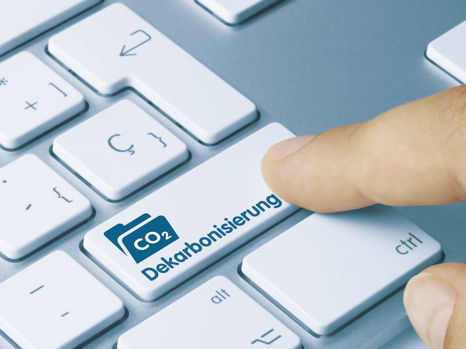 Dekarbonisierung: Verbesserte und erweiterte Förderangebote für KMU Dekarbonisierung: Verbesserte und erweiterte Förderangebote für KMU