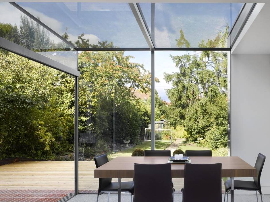 AGC Interpane: Selbstreinigendes Glas Planibel Easy AGC Interpane: Selbstreinigendes Glas Planibel Easy