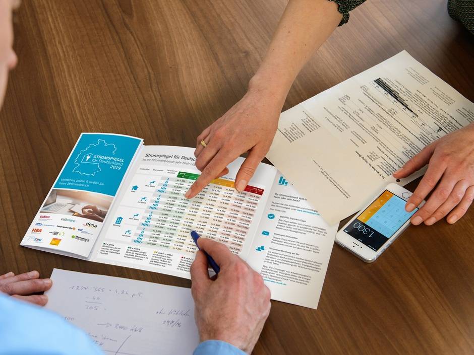 HEA-Onlinerechner und Stromspiegel für Deutschland aktualisiert HEA-Onlinerechner und Stromspiegel für Deutschland aktualisiert