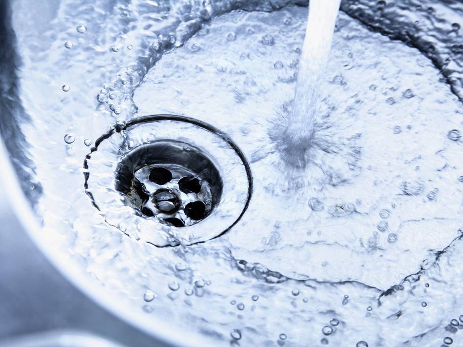 Grauwasser fällt etwa in der Küche und beim Händewaschen ebenso an wie beim Duschen oder Baden.