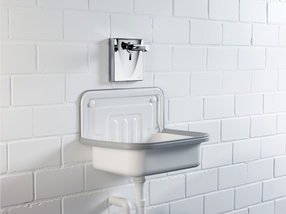 Für mehr Trinkwasserhygiene: Neue Wandauslauf-Armatur Walis E von Schell Für mehr Trinkwasserhygiene: Neue Wandauslauf-Armatur Walis E von Schell