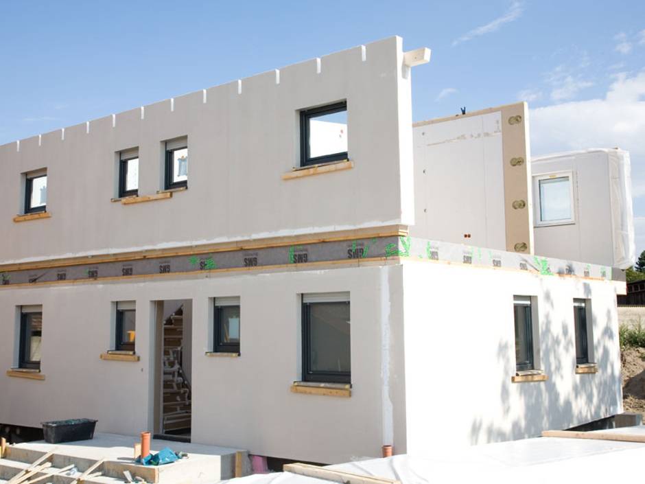Fertigbau: Fast jedes dritte Bauprojekt enthält Fertigbauteile Fertigbau: Fast jedes dritte Bauprojekt enthält Fertigbauteile