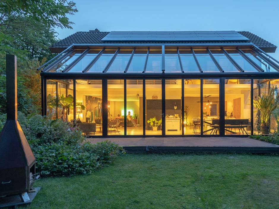 Bis ins Detail durchdacht: Wintergarten über zwei Ebenen | Haustec