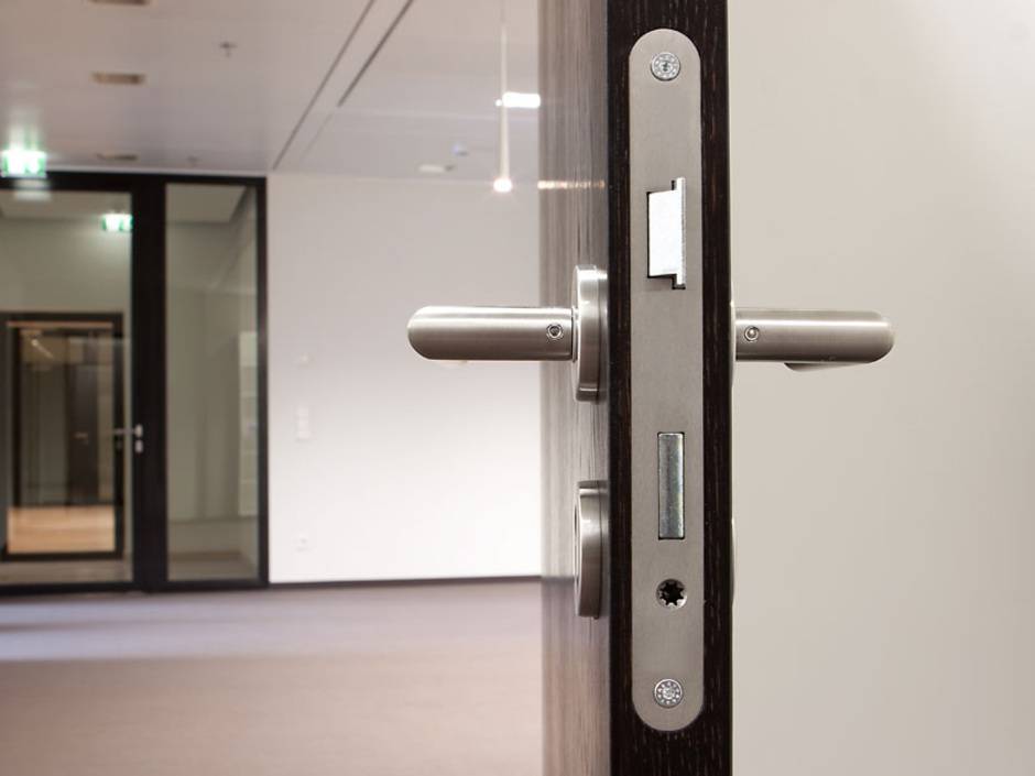 FVSB: Getrennte Lieferung von Türen und Beschlägen ist möglich FVSB: Getrennte Lieferung von Türen und Beschlägen ist möglich