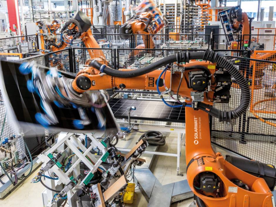 Solarwatt verdoppelt Modulproduktion Solarwatt verdoppelt Modulproduktion