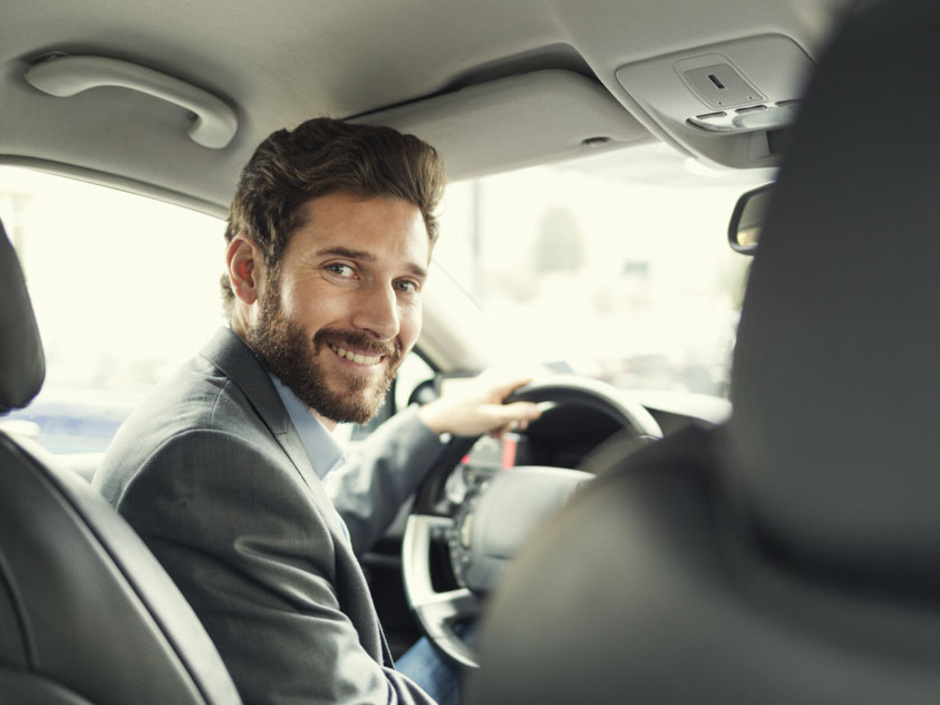 So können Sie mit dem Firmenwagen im Home-Office Steuern sparen So können Sie mit dem Firmenwagen im Home-Office Steuern sparen