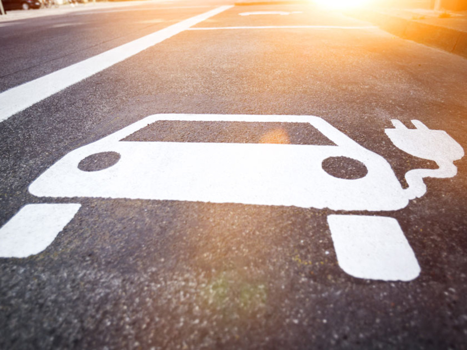 Rekord-Antragszahlen für die Förderung von E-Autos Rekord-Antragszahlen für die Förderung von E-Autos