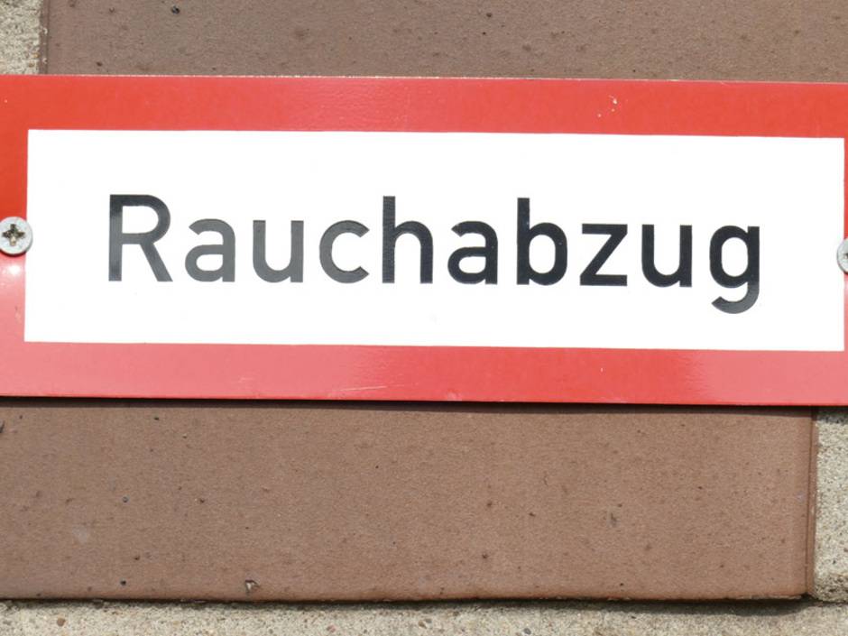 GEG hat Neuerungen für Rauch- und Wärmeabzüge im Gepäck GEG hat Neuerungen für Rauch- und Wärmeabzüge im Gepäck