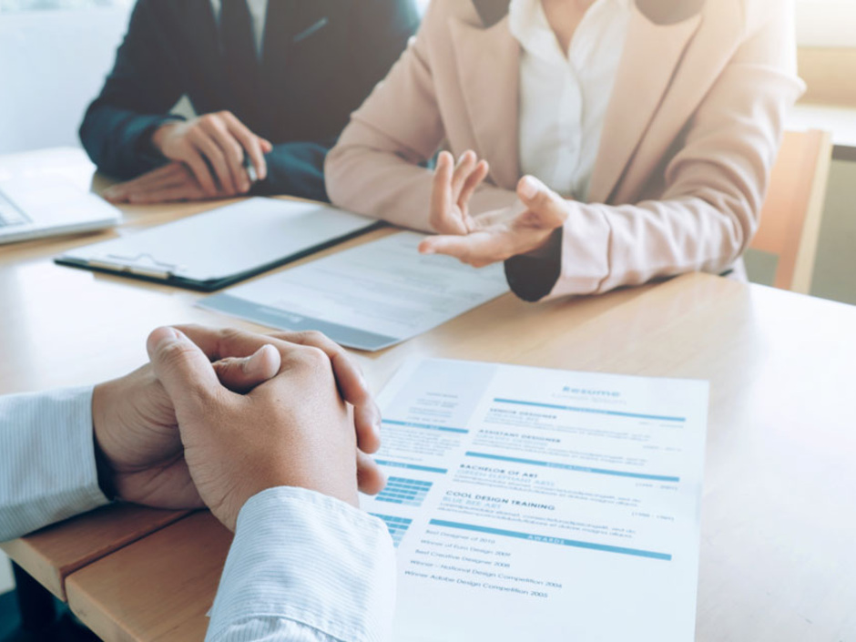 5 hartnäckige Bewerbungsmythen: Was ist wirklich dran? 5 hartnäckige Bewerbungsmythen: Was ist wirklich dran?