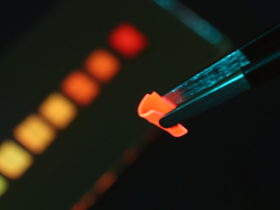 Solarkonzentratoren zum Anziehen: Wenn die Jacke Solarstrom liefert Solarkonzentratoren zum Anziehen: Wenn die Jacke Solarstrom liefert