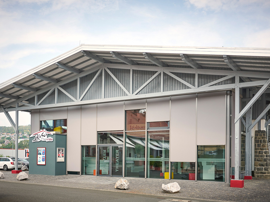 Duotherm: Optimale Verschattung großer Glasfronten Duotherm: Optimale Verschattung großer Glasfronten