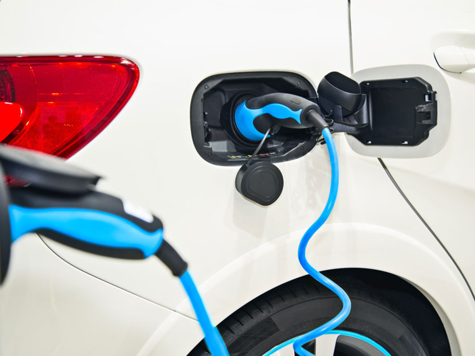 Förderung für Elektroautos wird erhöht und verlängert Förderung für Elektroautos wird erhöht und verlängert
