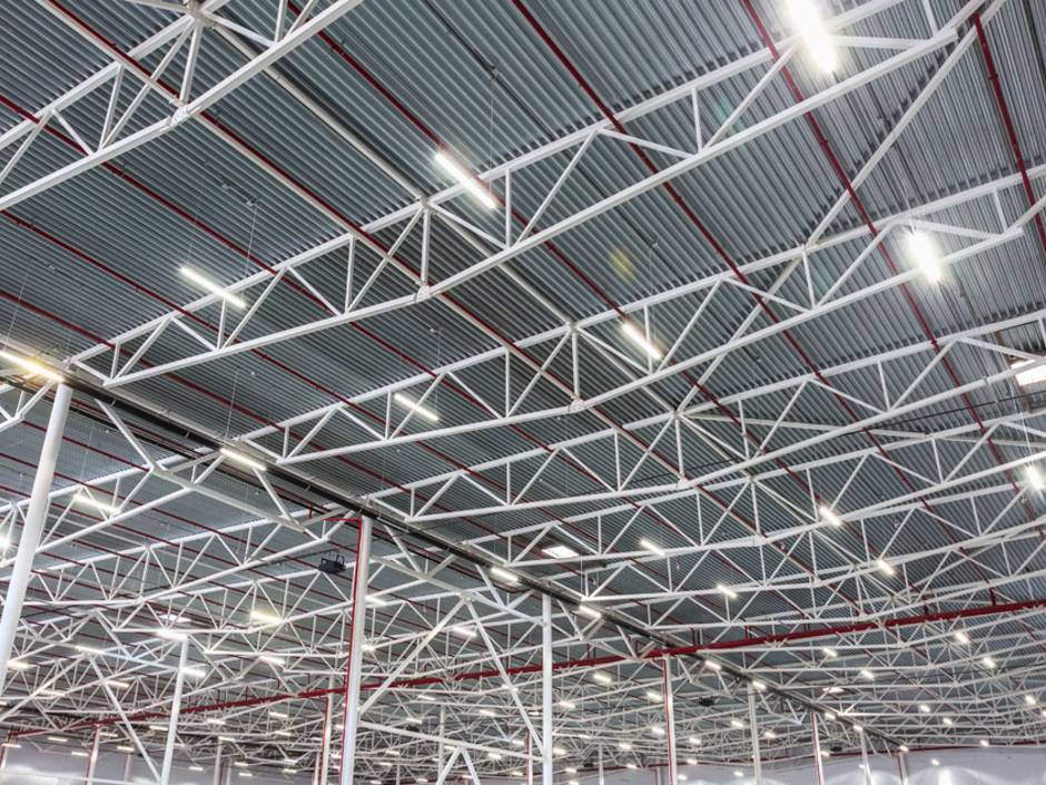 LED-Check: Wieviel spart LED-Beleuchtung in der Fabrikhalle ein? LED-Check: Wieviel spart LED-Beleuchtung in der Fabrikhalle ein?
