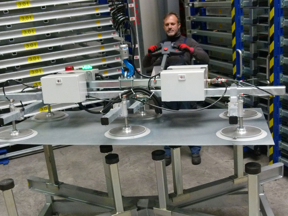 Hebegerät für Bleche bis 750 Kilo
