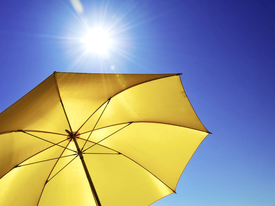 Sommerlicher Wärmeschutznachweis nach SKZ-Verfahren Sommerlicher Wärmeschutznachweis nach SKZ-Verfahren