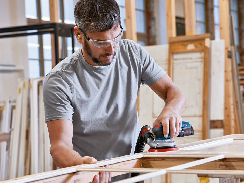 Akku-Exzenterschleifer von Bosch Akku-Exzenterschleifer von Bosch