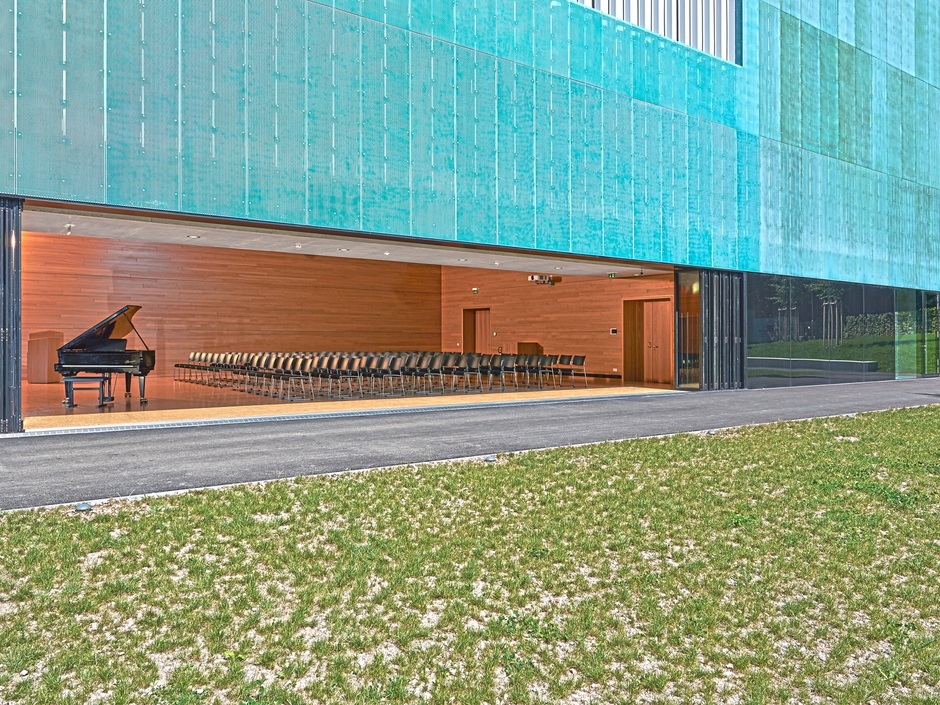 Solarlux: Montage von Glas-Faltwand wird einfacher Solarlux: Montage von Glas-Faltwand wird einfacher