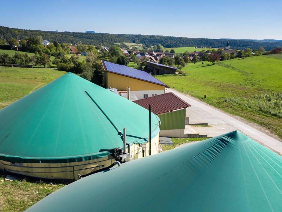 Teile einer Biogasanlage in Mauenheim bei Tuttlingen.