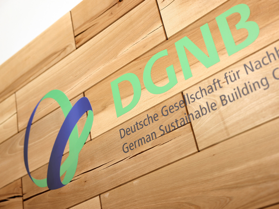 DGNB entwickelt eigenen Gebäuderessourcenpass DGNB entwickelt eigenen Gebäuderessourcenpass