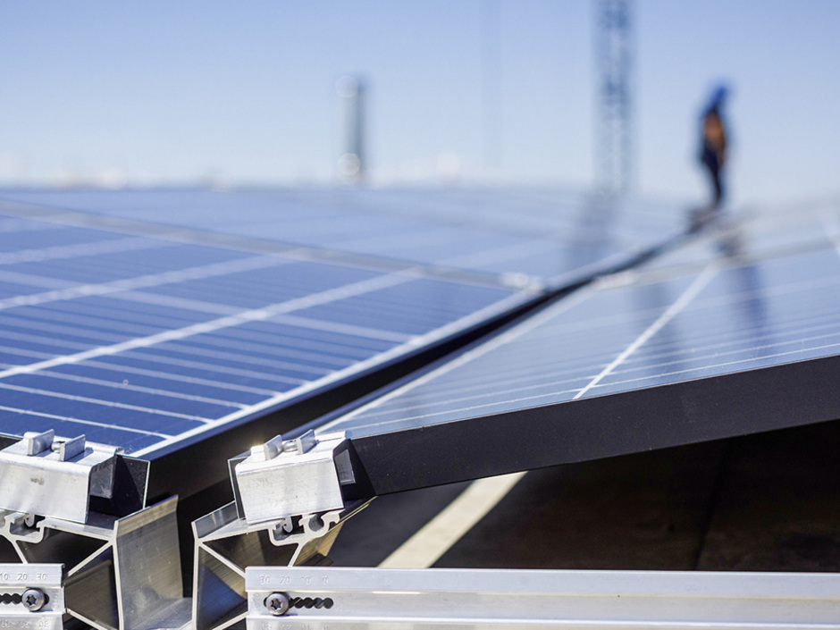 Bau von PV-Anlagen: Mehrwertsteuersenkung auf 0 Prozent erst ab 2023 gültig Bau von PV-Anlagen: Mehrwertsteuersenkung auf 0 Prozent erst ab 2023 gültig