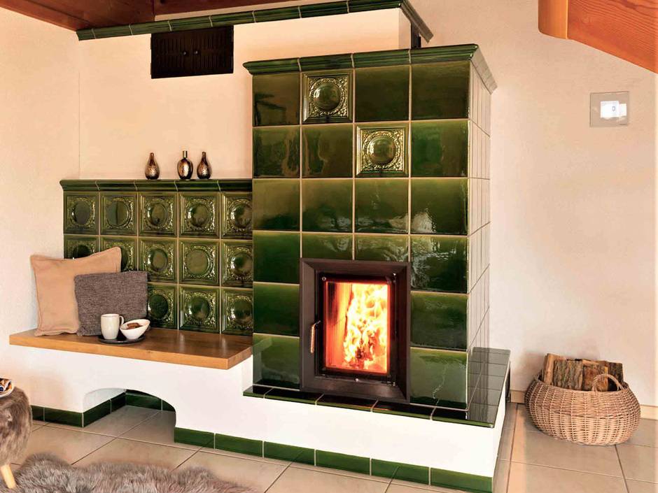 Heizen mit Holz: Kamin- oder Pelletofen, Heizkamin oder Kachelofen?