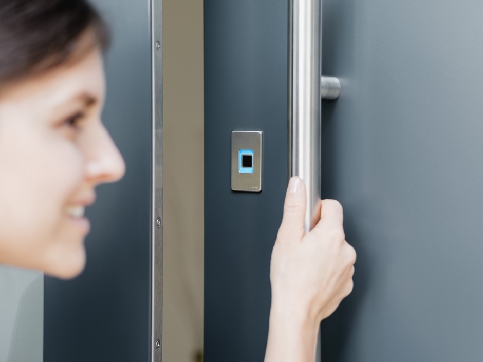 Ekey dLine: Smartes Zutrittssystem für Haustüren der Marke Aluhaus Ekey dLine: Smartes Zutrittssystem für Haustüren der Marke Aluhaus