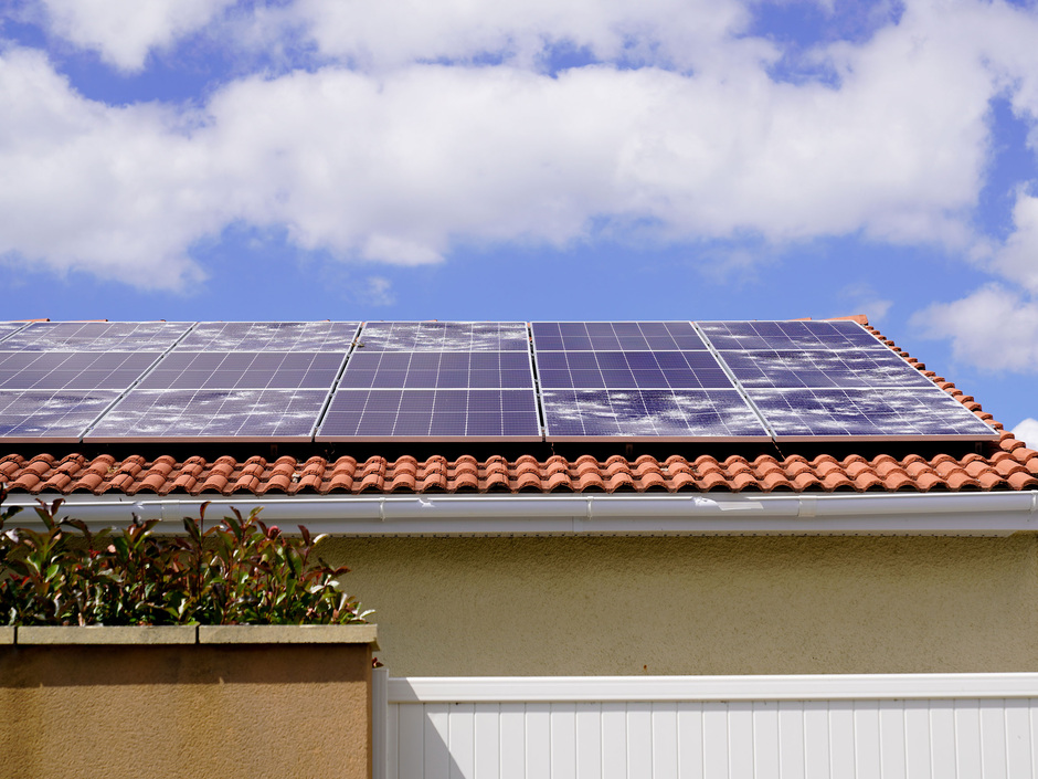 Solaranlagen auf dem Camper richtig auslegen und montieren - GreenAkku