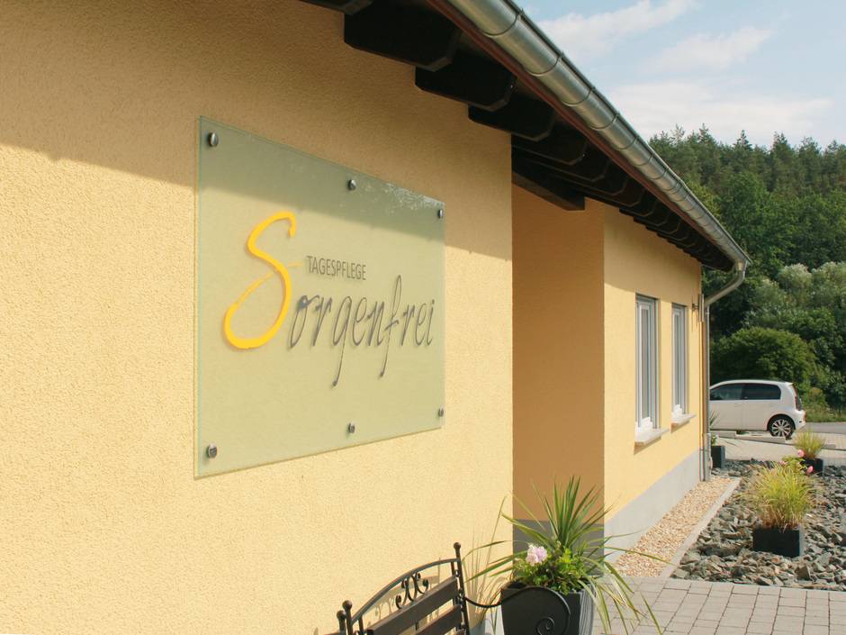 Lüftung für Wohn- und Pflegeheime: Lautlos und energieeffizient Lüftung für Wohn- und Pflegeheime: Lautlos und energieeffizient