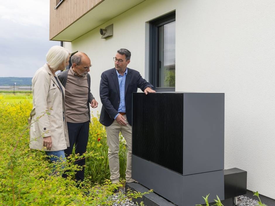 Wärmepumpen können künftig gedrosselt werden, wenn das Stromnetz im Wohngebiet am Anschlag ist.